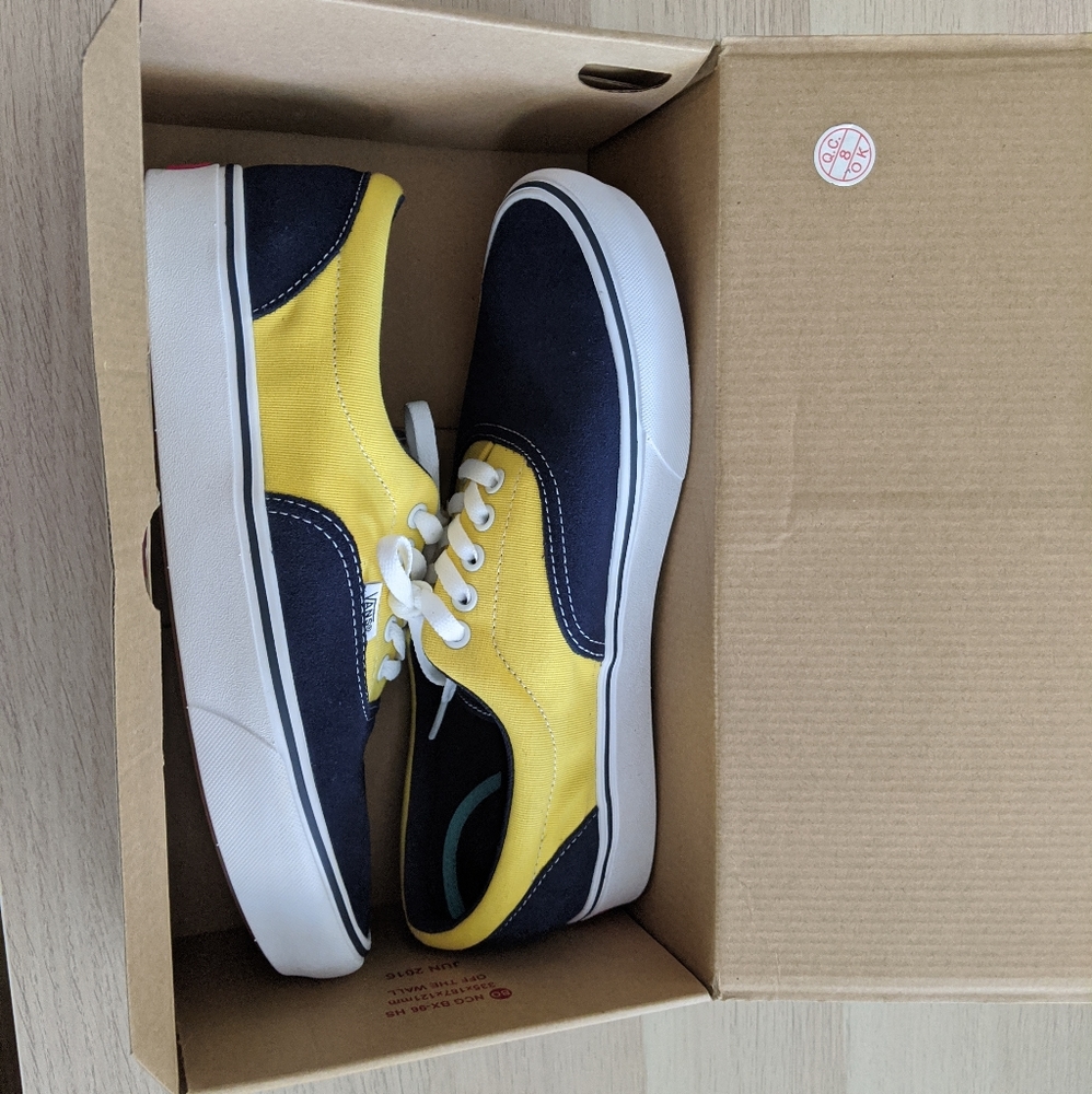 Vans ComfyCush Era Dress Blues